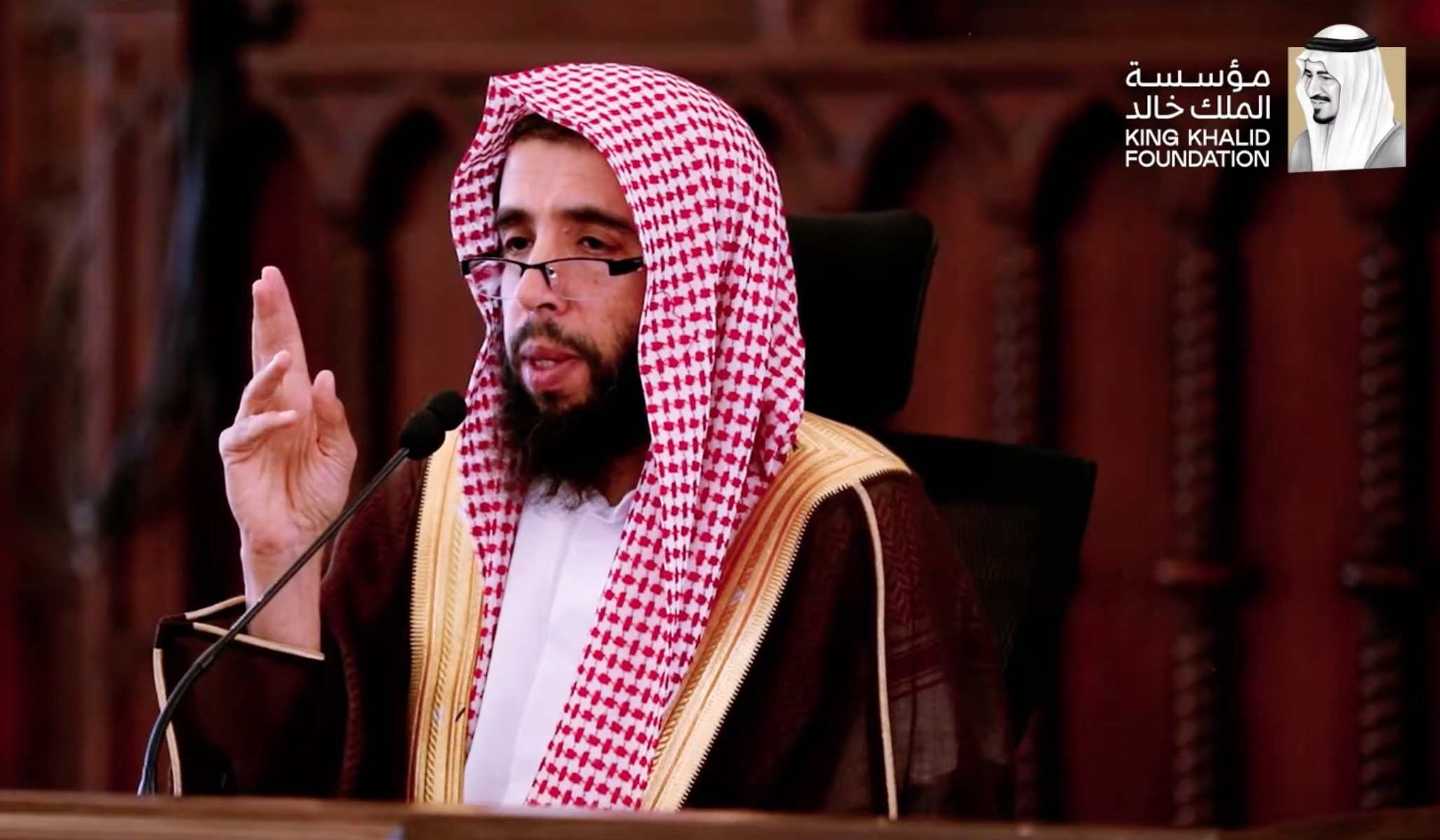 إعلان المدرسة